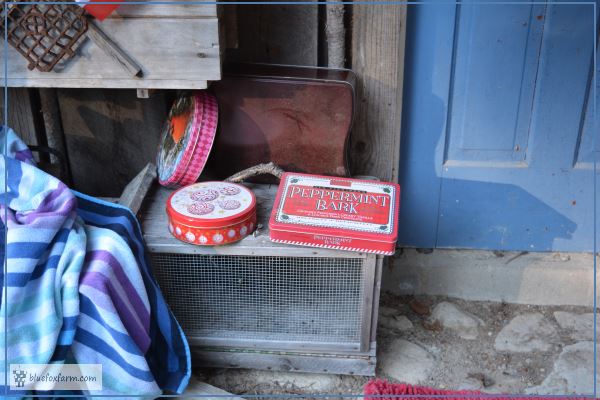 Vintage tins in all shades of red