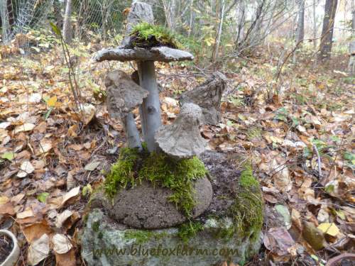 Hypertufa Toadstools