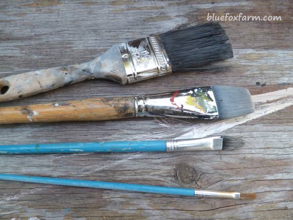 Find your favorite brushes - here are four of mine
