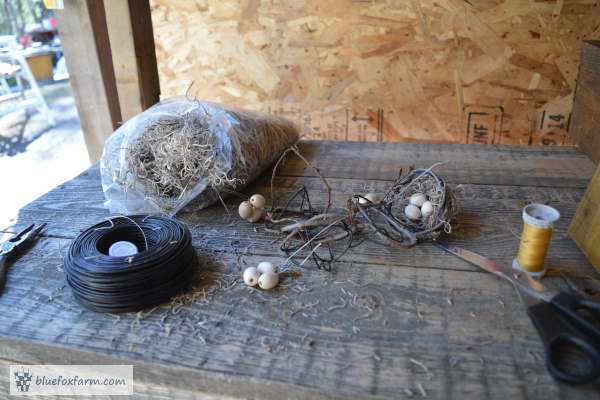 Building some miniature birds nests requires a good space to work