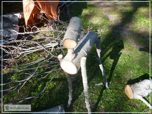 The pieces of the Twig and Branch Reindeer are all attached