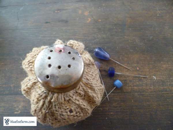 ...and there is your Rustic Pin Cushion.
