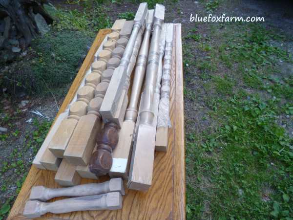 Spindles, balusters or decorative spools make great rustic angels