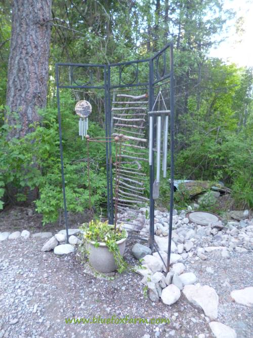 Finally, the trellis is finished...