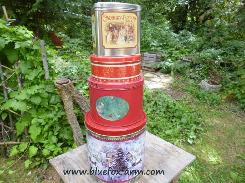 Reproduction Vintage Tins for Christmas gifts of homemade cookies
